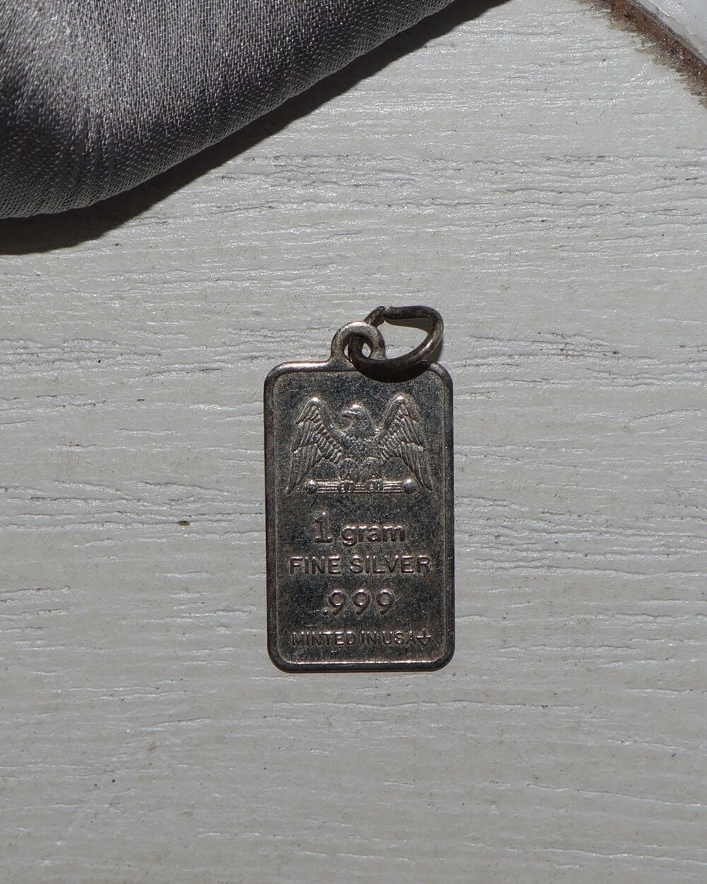 Vintage 1G .999 Fine Silver Bar Pendant 0.9in